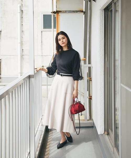 un dix cors（アンディコール）の「真冬も履けるあったか素材　ジャージメルトンフレアスカート（スカート・レディース・ネイビー/サックスブルー/イエロー/グレイッシュベージュ・38/36）」の9枚目の写真