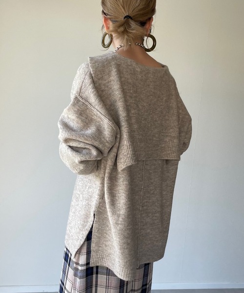 y/m by misato(イムバイミサト)の「杢ストレッチ糸セーラーカラートップス(ニット/セーター・レディース・アイボリー/グレイッシュベージュ・FREE)」の2枚目の写真