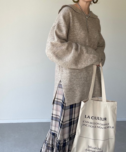 y/m by misato(イムバイミサト)の「杢ストレッチ糸セーラーカラートップス(ニット/セーター・レディース・アイボリー/グレイッシュベージュ・FREE)」の19枚目の写真