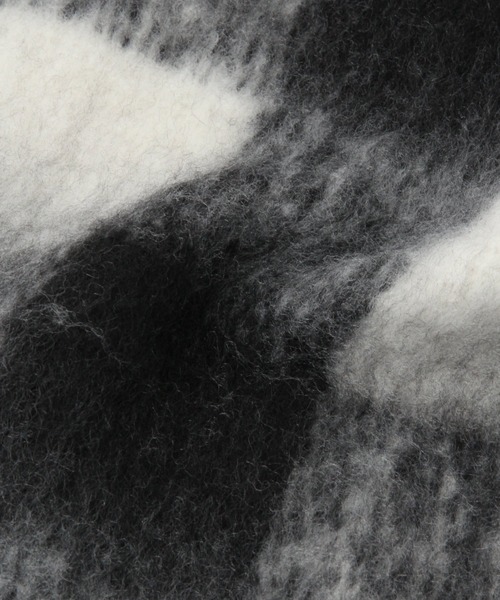 ALAND（エーランド）の「【UNISEX】3.3Field Trip／GINGHAMチェックマフラー 2257504（マフラー・レディース・ブラック/ブラウン・FREE）」の8枚目の写真