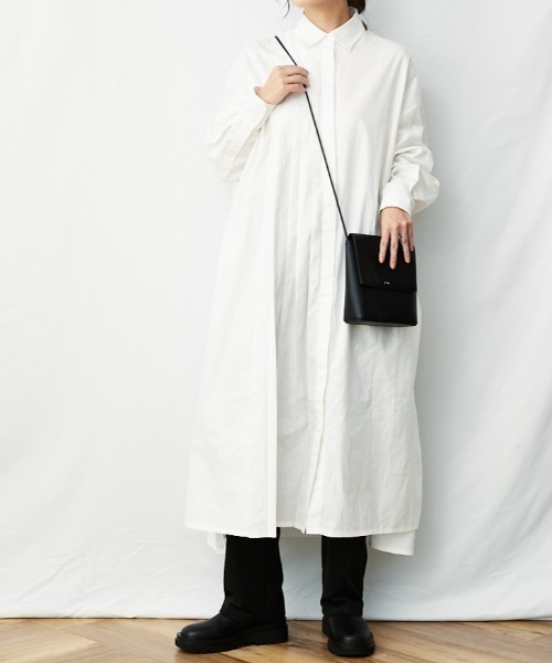 AZUL ENCANTO（アズールエンカント）の「アシメタックロングシャツワンピース（シャツワンピース・レディース・ホワイト/ブラック・FREE）」の2枚目の写真