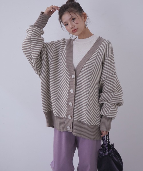 vis-`a-vis（ビサビ）の「【WEB限定】マストトレンド！へリンボーンバイカラーカーディガン（カーディガン/ボレロ・レディース・ベージュ/ブルー系その他4/ブラック・FREE）」の10枚目の写真