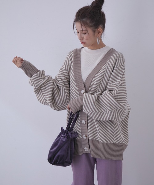 vis-`a-vis（ビサビ）の「【WEB限定】マストトレンド！へリンボーンバイカラーカーディガン（カーディガン/ボレロ・レディース・ベージュ/ブルー系その他4/ブラック・FREE）」の11枚目の写真
