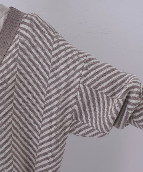 vis-`a-vis（ビサビ）の「【WEB限定】マストトレンド！へリンボーンバイカラーカーディガン（カーディガン/ボレロ・レディース・ベージュ/ブルー系その他4/ブラック・FREE）」の18枚目の写真