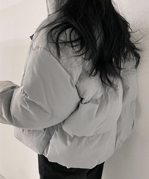 Doula Doula（ドゥーラドゥーラ）の「クロップド丈エコダウンジャケット（ブルゾン・レディース・ベージュ/グレー/オレンジ・FREE）」の6枚目の写真