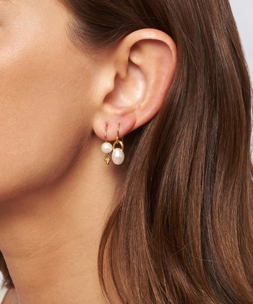 CHAN LUU(チャンルー)の「パール ゴールド ピアス EG-5448(ピアス(両耳用)・レディース・ホワイト/ブラウン・フリー)」の5枚目の写真