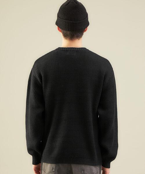 green label relaxing（グリーンレーベルリラクシング）の「フォークランドウール キリカエ クルーネック ニット（ニット/セーター・メンズ・ホワイト/ブラック・S/M/L/XL）」の4枚目の写真