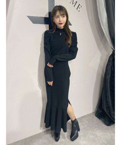 EATME（イートミー）の「クロスケーブルニットスカート（セットアップ可能）（スカート・レディース・ブラック/ブルー/ベージュ/グレー・FREE）」の21枚目の写真