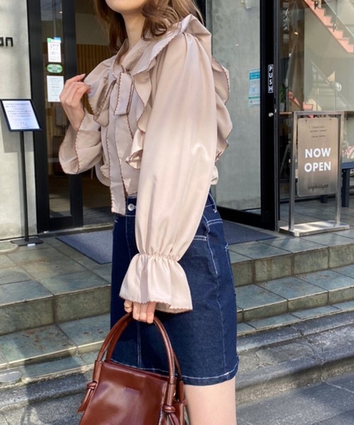 one after another NICE CLAUP（ワンアフターアナザーナイスクラップ）の「WEB限定　前後2WAYフリルボウタイブラウス（シャツ/ブラウス・レディース・オフホワイト/ホワイト系その他/モカ/ライトベージュ・FREE）」の16枚目の写真