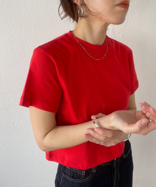 wee9s(ウィークス)の「daily daily compact tee / デイリーデイリークロップド丈コンパクトティー(Tシャツ/カットソー・レディース・ピンク/ブルー/ホワイト/レッド/ブラック・FREE)」の5枚目の写真