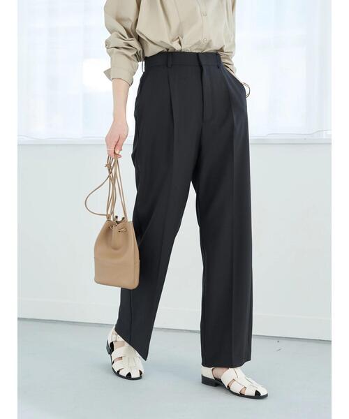 earth music&ecology（アースミュージックアンドエコロジー）の「バックスリットカラーワイドパンツ（その他パンツ・レディース・ブラック/イエロー/ライトグリーン/グレイッシュベージュ・S/M）」の7枚目の写真