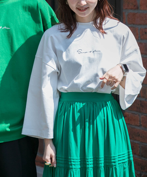 SENSE OF PLACE by URBAN RESEARCH(センスオブプレイスバイアーバンリサーチ)の「『ユニセックス』シシュウエクストラルーズTシャツ(5分袖)(Tシャツ/カットソー・メンズ・ブラック/オレンジ/ライトベージュ/ホワイト/グリーン・ONE)」の2枚目の写真