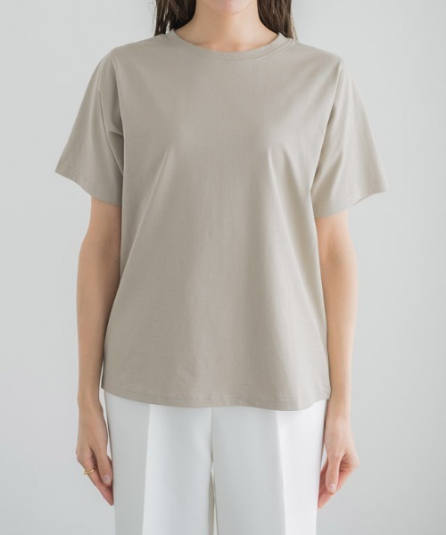 Pierrot(ピエロ)の「シルケットコットンTシャツ クルーネック(Tシャツ/カットソー・レディース・オフホワイト/ブラック/グレイッシュベージュ/ネイビー/ピンク・S/M/L)」の6枚目の写真