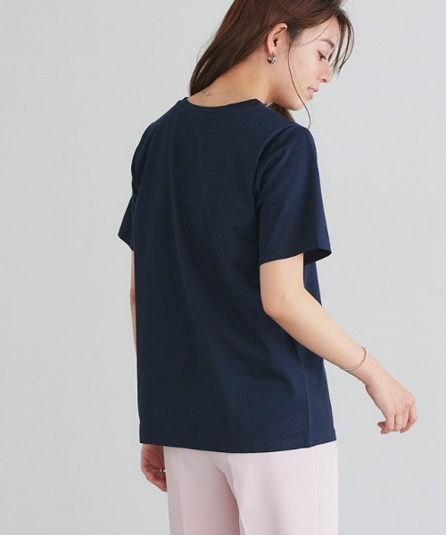 Pierrot(ピエロ)の「シルケットコットンTシャツ クルーネック(Tシャツ/カットソー・レディース・オフホワイト/ブラック/グレイッシュベージュ/ネイビー/ピンク・S/M/L)」の18枚目の写真