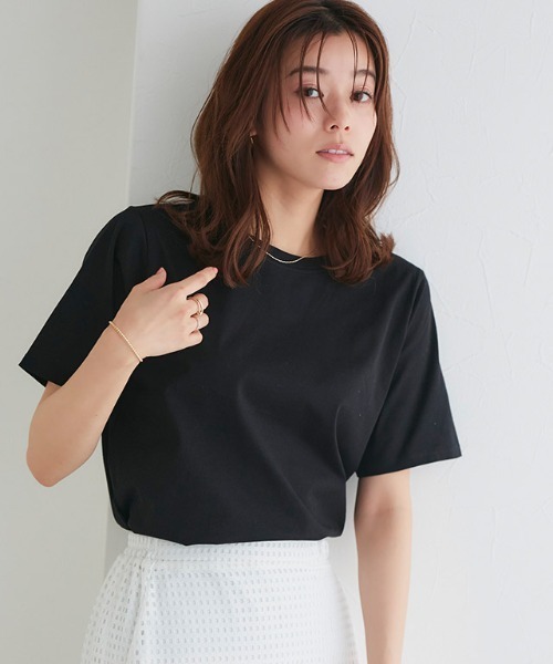 Pierrot(ピエロ)の「シルケットコットンTシャツ クルーネック(Tシャツ/カットソー・レディース・オフホワイト/ブラック/グレイッシュベージュ/ネイビー/ピンク・S/M/L)」の19枚目の写真