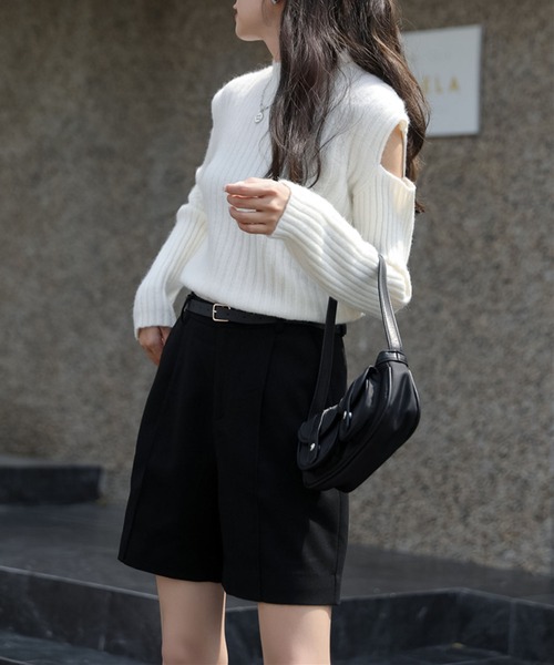 by muni:r(バイ ムニール)の「ベルトSETピンタックハーフパンツ(その他パンツ・レディース・ブラック/グレー・SMALL/MEDIUM)」の13枚目の写真