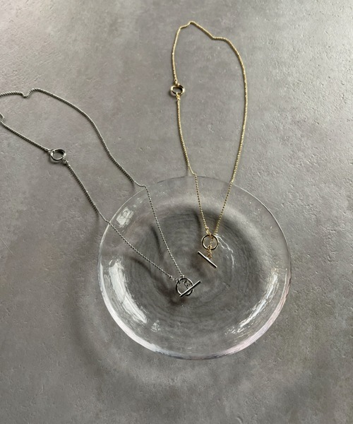 iso(イソ)の「Y字シンプルチェーンロングネックレス(ネックレス・レディース・シルバー/ゴールド・FREE)」の5枚目の写真
