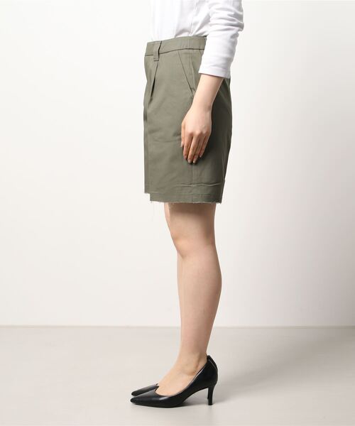 ROSE BUD（ローズバッド）の「チノショートパンツ（チノパンツ・レディース・カーキ/ベージュ・SMALL/MEDIUM）」の4枚目の写真