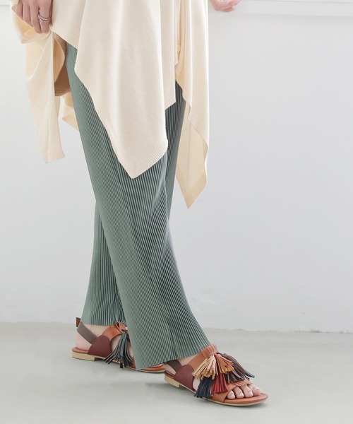 n'OrLABEL（ノアールレーベル）の「【セルフカット】『プリーツイージーパンツ』（その他パンツ・レディース・グリーン/ライトブルー/ピンク/ライトベージュ・1/2）」の3枚目の写真