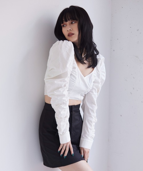 FIG&VIPER(フィグアンドバイパー)の「ギャザーショートブラウス(シャツ/ブラウス・レディース・ホワイト/ブラック/ライトグリーン・FREE)」の2枚目の写真