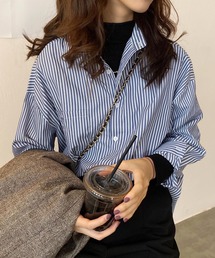 ストライプ長袖シャツ