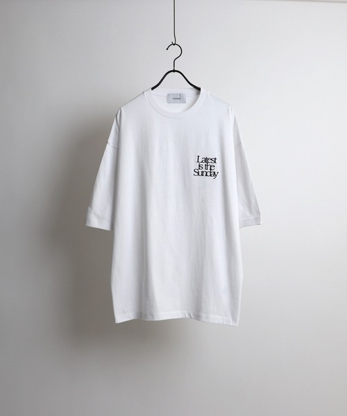 Confirm(コンファーム)の「Latest バックプリントビッグTシャツ【Confirm】(Tシャツ/カットソー・メンズ・ライトグレー/ホワイト/ブラック・L/M)」の5枚目の写真