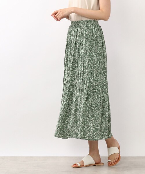 DRESKIP（ドレスキップ）の「◆柄アソート消しプリーツスカート（スカート・レディース・グリーン系その他2/ブラック系/オレンジ系その他5/ブルー系5・03/02/04）」の3枚目の写真