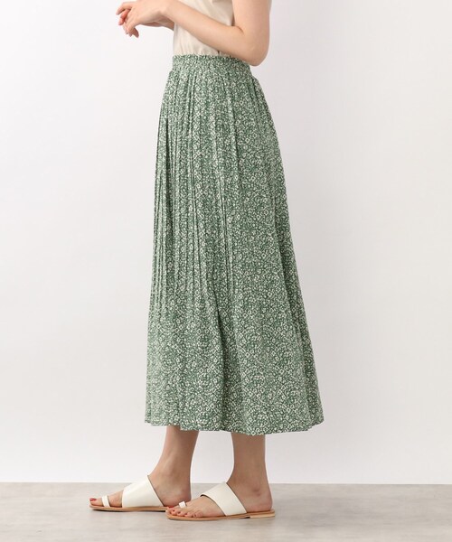 DRESKIP（ドレスキップ）の「◆柄アソート消しプリーツスカート（スカート・レディース・グリーン系その他2/ブラック系/オレンジ系その他5/ブルー系5・03/02/04）」の7枚目の写真