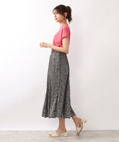 DRESKIP（ドレスキップ）の「◆柄アソート消しプリーツスカート（スカート・レディース・グリーン系その他2/ブラック系/オレンジ系その他5/ブルー系5・03/02/04）」の16枚目の写真