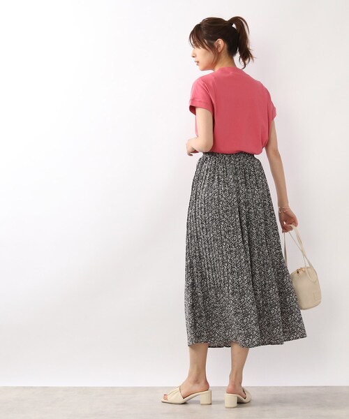 DRESKIP（ドレスキップ）の「◆柄アソート消しプリーツスカート（スカート・レディース・グリーン系その他2/ブラック系/オレンジ系その他5/ブルー系5・03/02/04）」の17枚目の写真