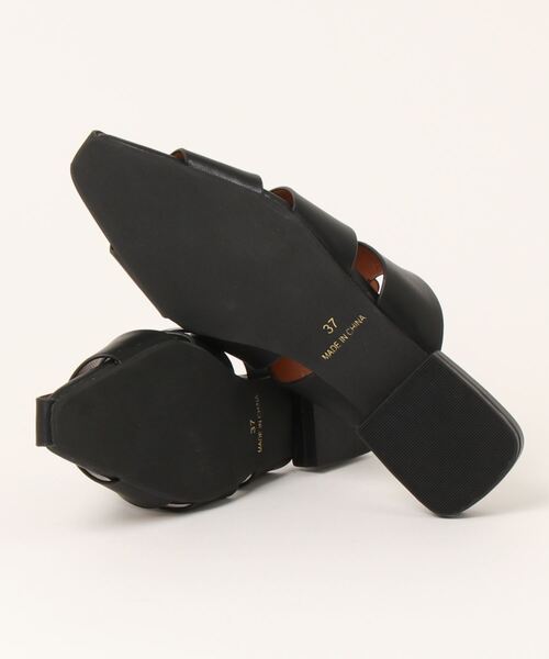 Te chichi（テチチ）の「グルカサンダル（サンダル・レディース・ブラック/オフホワイト・38/37）」の4枚目の写真