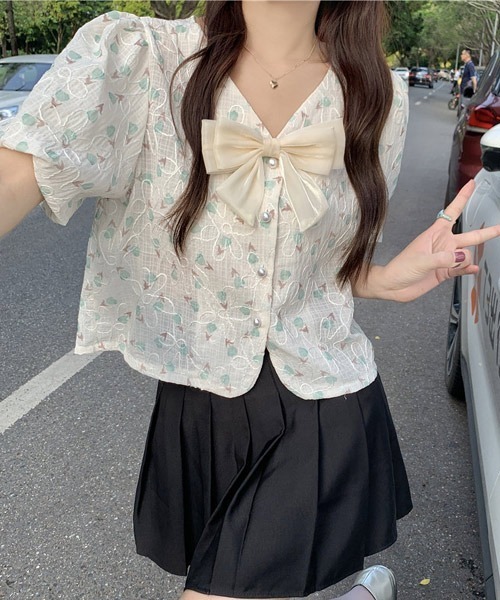 VIBGYOR Women（ヴィブジョー　ウィメン）の「【KOREA SELECT】ビッグリボン パールボタン ブラウス（シャツ/ブラウス・レディース・ブルー/グリーン・FREE）」の7枚目の写真