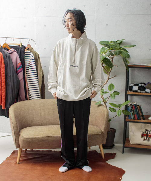 Dickies(ディッキーズ)の「【Dickies/ディッキーズ】ロゴ刺繍 ハーフジップスウェット P/O(スウェット・メンズ・ホワイト/チャコールグレー/イエロー/アイボリー/ロイヤルブルー・M/L/XL)」の21枚目の写真