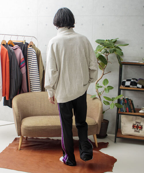 Dickies(ディッキーズ)の「【Dickies/ディッキーズ】ロゴ刺繍 ハーフジップスウェット P/O(スウェット・メンズ・ホワイト/チャコールグレー/イエロー/アイボリー/ロイヤルブルー・M/L/XL)」の16枚目の写真