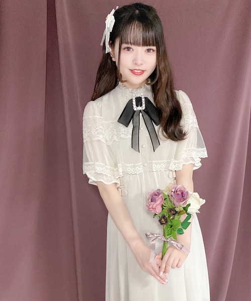 ROJITA（ロジータ）の「ブローチ付きケープマキシワンピース（ワンピース・レディース・ピンク系その他/ブラック/アイボリー・FREE）」の22枚目の写真