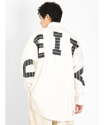 セマンティックデザイン アーチロゴプリント 長袖BIGロングシャツ