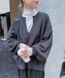 【ハンドウォッシャブル】ダイヤ柄キーネックボリュームニット
