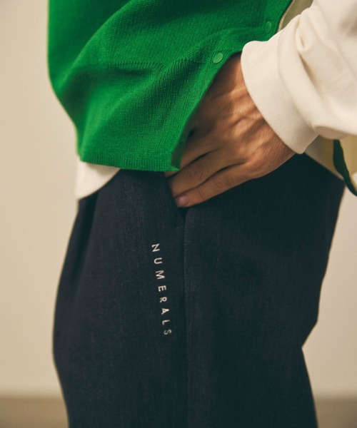 NUMERALS（ヌメラルズ）の「【UNISEX】[NUMERALS]サイドスリットニットベスト（ベスト・メンズ・ブラック/グリーン/マスタード・FREE）」の6枚目の写真