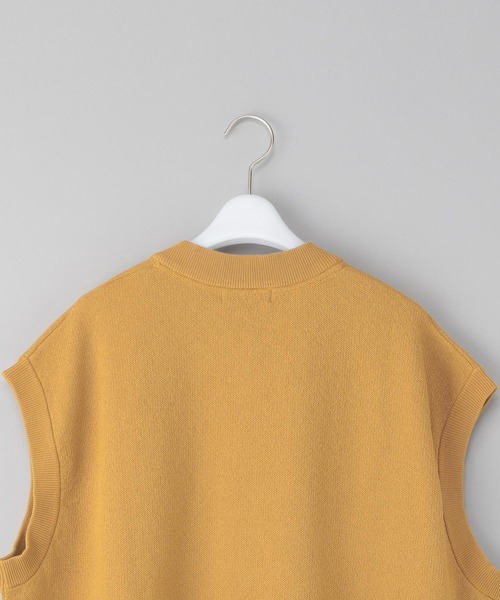 NUMERALS（ヌメラルズ）の「【UNISEX】[NUMERALS]サイドスリットニットベスト（ベスト・メンズ・ブラック/グリーン/マスタード・FREE）」の15枚目の写真