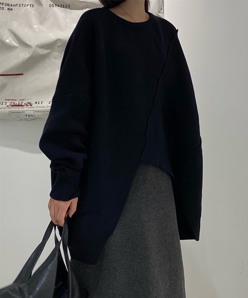 chuclla（チュクラ）の「アシンメトリー コクーンニットプルオーバー chw22a070（ニット/セーター・レディース・ブラック・FREE）」の2枚目の写真