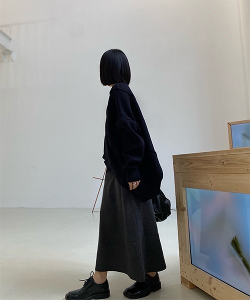 chuclla（チュクラ）の「アシンメトリー コクーンニットプルオーバー chw22a070（ニット/セーター・レディース・ブラック・FREE）」の5枚目の写真