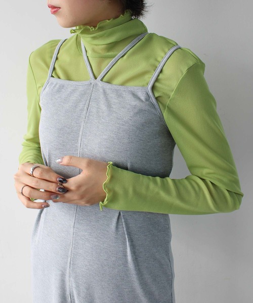 GeeRA（ジーラ）の「メローハイネックアソートシアートップス(長袖)（Tシャツ/カットソー・レディース・ホワイト/ブラック/ピンク/オレンジ/ブルー/グリーン/アイボリー/グリーン系その他/パープル系その他/ブラック系その他/ブラック系/シルバー系・MEDIUM）」の18枚目の写真