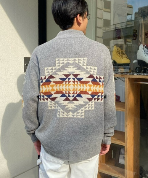 PENDLETON(ペンドルトン)の「PENDLETON/ペンドルトン ハーフジップセーター ハイネックニット/ネイティブ柄 ハーディング柄/スリーブロゴ バックロゴ 2575-0003(ニット/セーター・メンズ・ブラック/グレー/ホワイト・L/M)」の3枚目の写真
