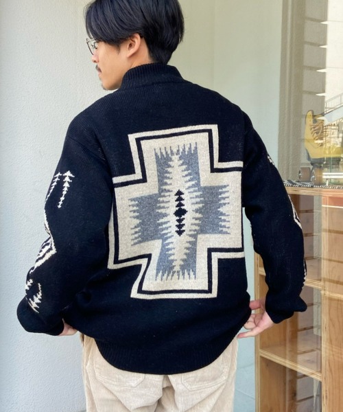 PENDLETON(ペンドルトン)の「PENDLETON/ペンドルトン ハーフジップセーター ハイネックニット/ネイティブ柄 ハーディング柄/スリーブロゴ バックロゴ 2575-0003(ニット/セーター・メンズ・ブラック/グレー/ホワイト・L/M)」の2枚目の写真