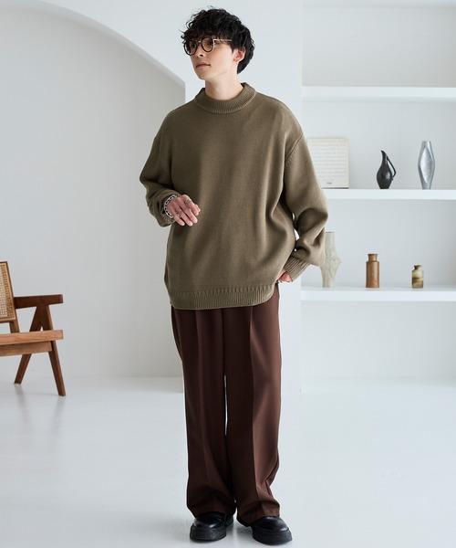 MONO-MART(モノマート)の「モックネックダブルリブルーズプルオーバーニット(ニット/セーター・メンズ・グレイッシュブルー/アイボリー/ダークグレー/グレイッシュベージュ/ブラウン/セージグリーン/ブラック/ライトグレー/ダークネイビー/レッド/オリーブ・M/L)」の15枚目の写真