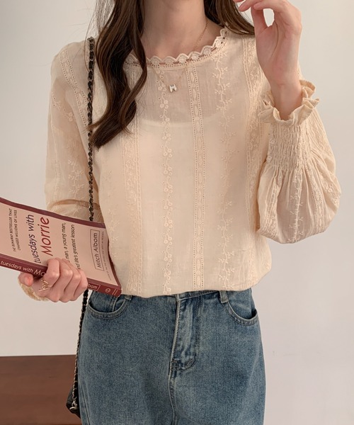 ECLIN(エクラン)の「フラワーレースボリュームスリーブブラウス(シャツ/ブラウス・レディース・ブラック/グレー/グリーン/ブラウン/ホワイト/ベージュ・FREE)」の22枚目の写真