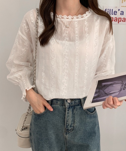 ECLIN(エクラン)の「フラワーレースボリュームスリーブブラウス(シャツ/ブラウス・レディース・ブラック/グレー/グリーン/ブラウン/ホワイト/ベージュ・FREE)」の7枚目の写真