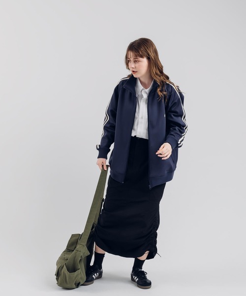 MUHET(ミュエータ)の「アソートレギュラーカラーシャツ(シャツ/ブラウス・レディース・ブルー系その他/インディゴブルー/ブラウン/オフホワイト・MEDIUM/LARGE/SMALL)」の11枚目の写真