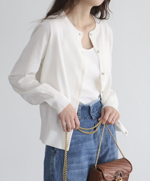 fredy emue（フレディエミュ）の「コットン100ベーシックカーディガン（カーディガン/ボレロ・レディース・オフホワイト/ライトグリーン/ライトブルー/ブラック・38）」の2枚目の写真