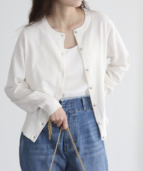 fredy emue（フレディエミュ）の「コットン100ベーシックカーディガン（カーディガン/ボレロ・レディース・オフホワイト/ライトグリーン/ライトブルー/ブラック・38）」の13枚目の写真